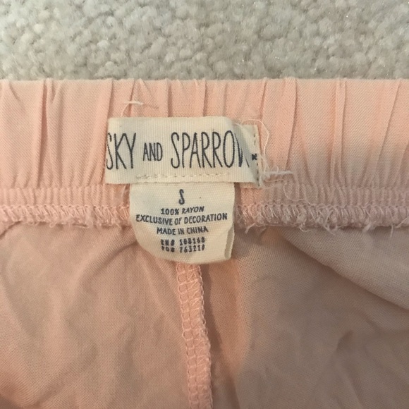 Tilly's Embroidered Shorts Pink - Picture 7 of 7